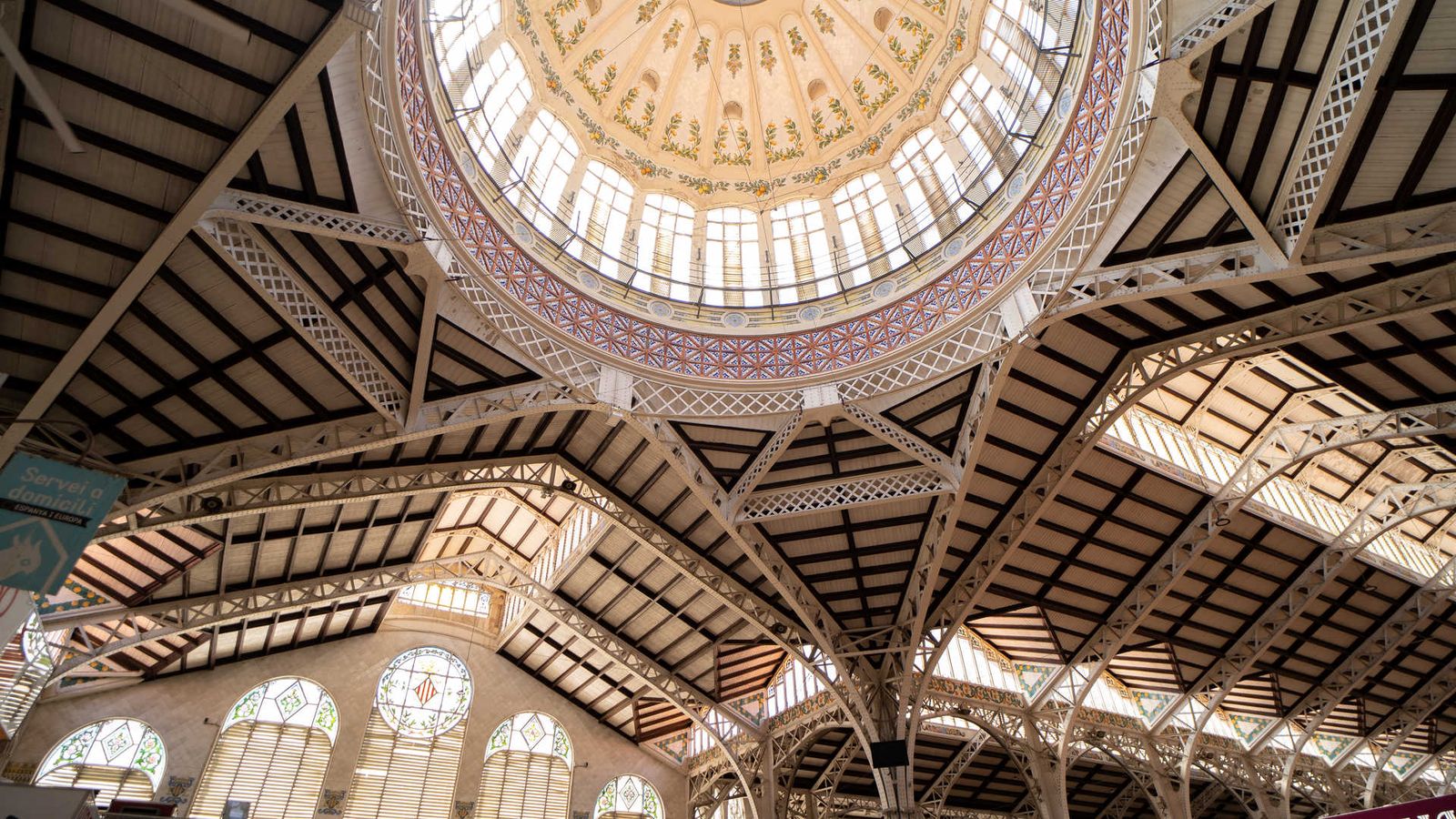 Interior del Mercat Central de València
