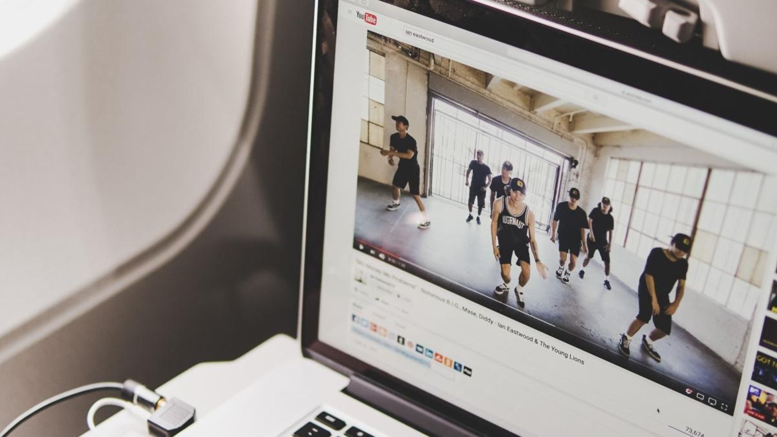 Investigadors de la Politècnica de Gandia desenvolupen un algoritme per a millorar la transmissió de vídeo per Internet. Investigadors de la Politècnica de Gandia desenvolupen un algoritme per a millorar la transmissió de vídeo per Internet.