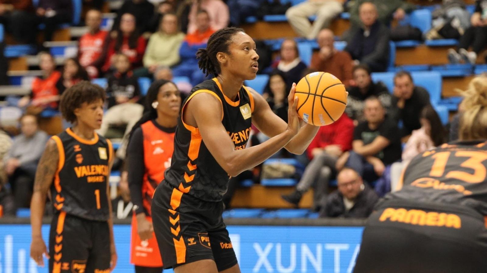 Kayla Alexander, en una acció del duel