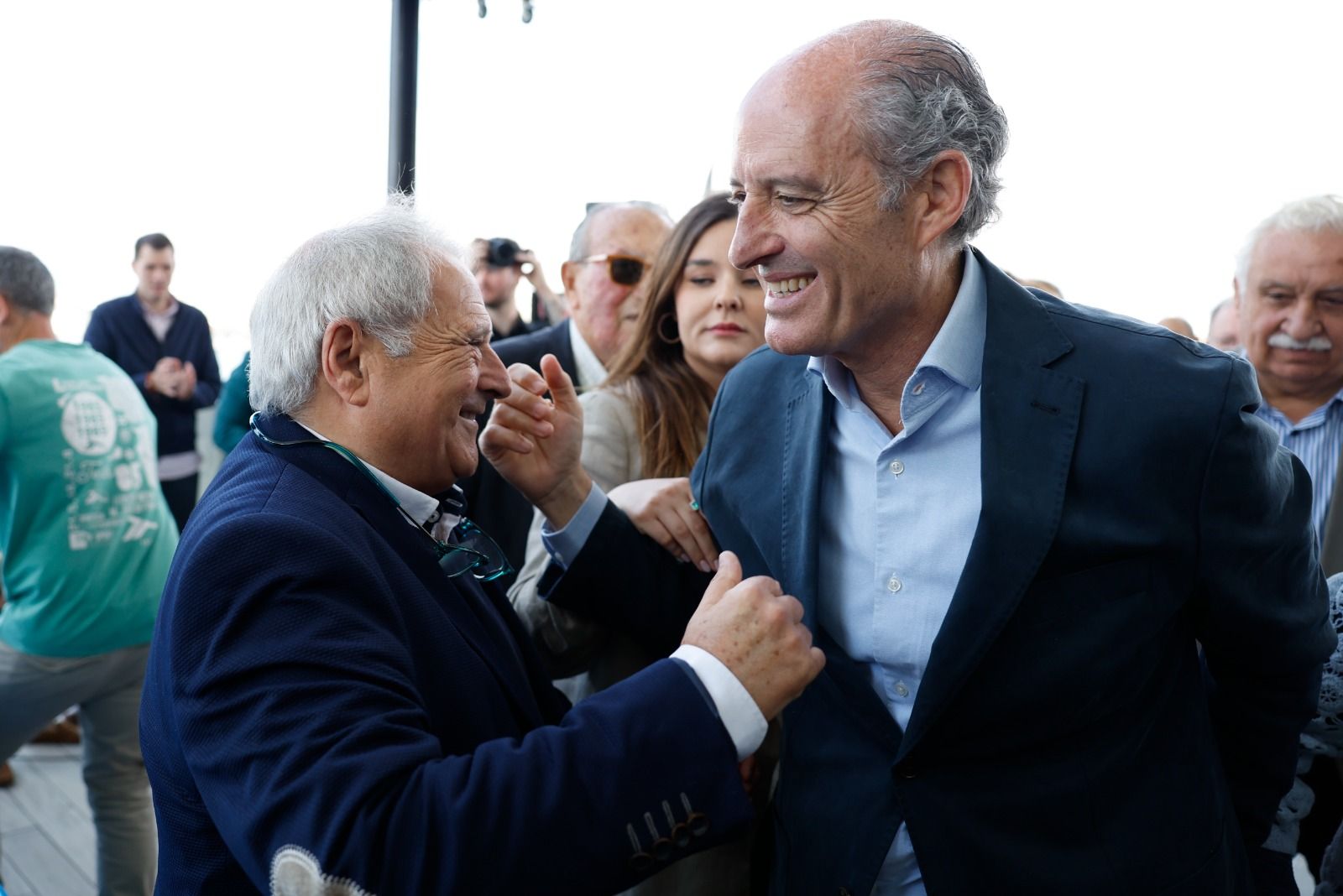 L'expresident Camps saluda l'expresident de la Diputació de València, Alfons Rus