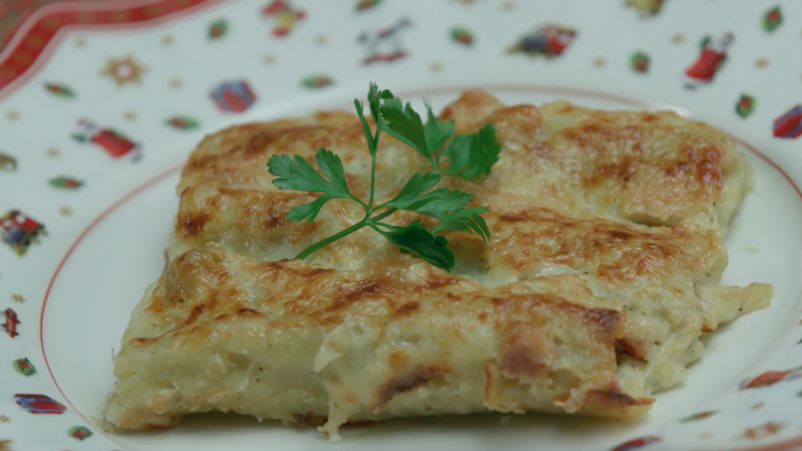 Canelons del putxero amb beixamel de cigrons