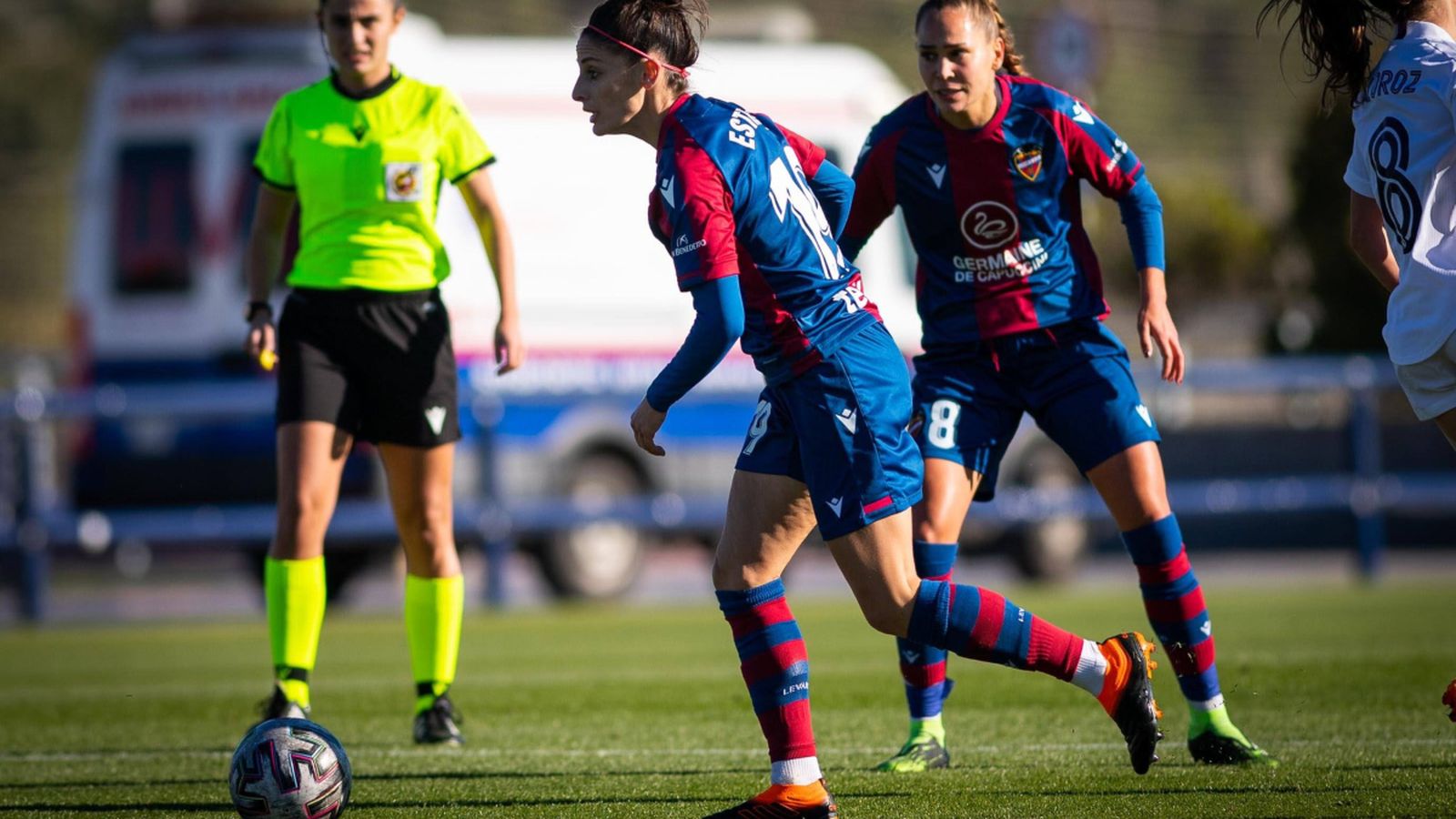 Esther González, autora del gol del LLevant