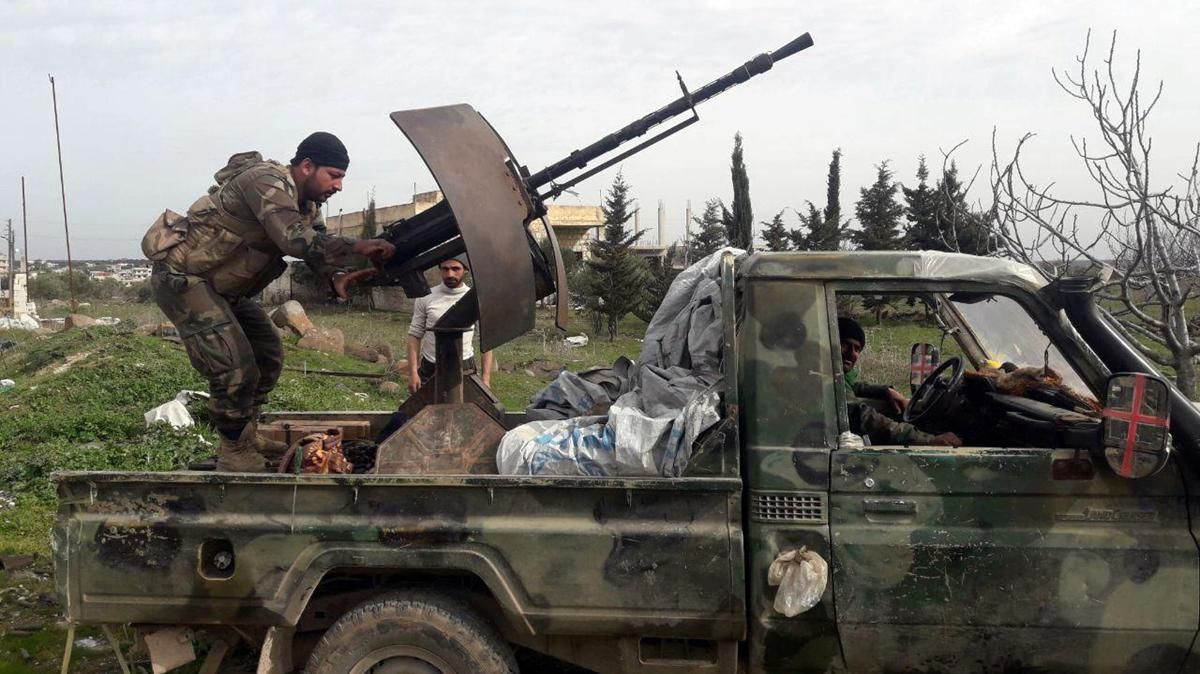 Soldats sirians a Idlib Soldats sirians a Idlib