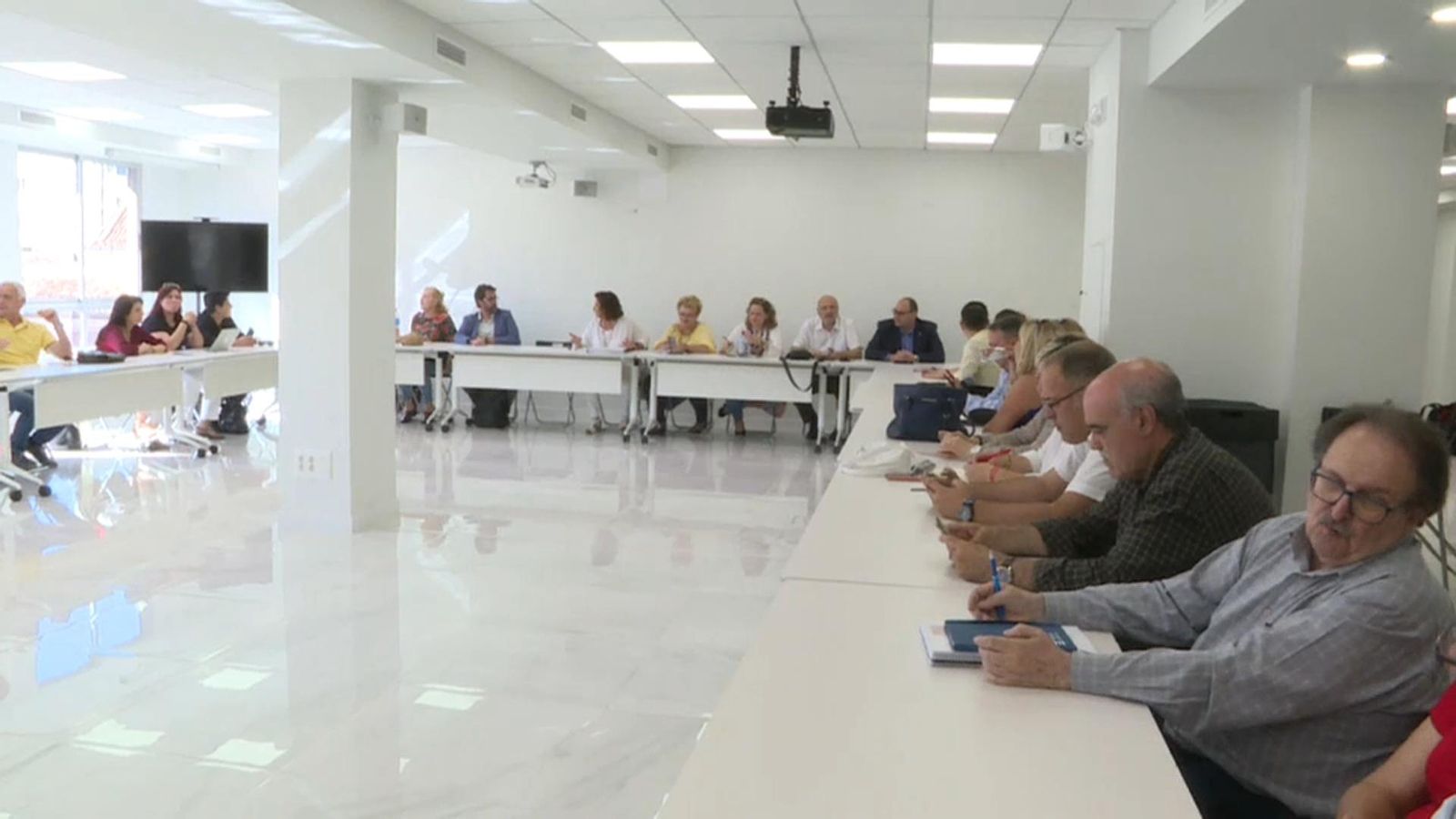 El PSPV elegeix els 13 diputats provincials a València