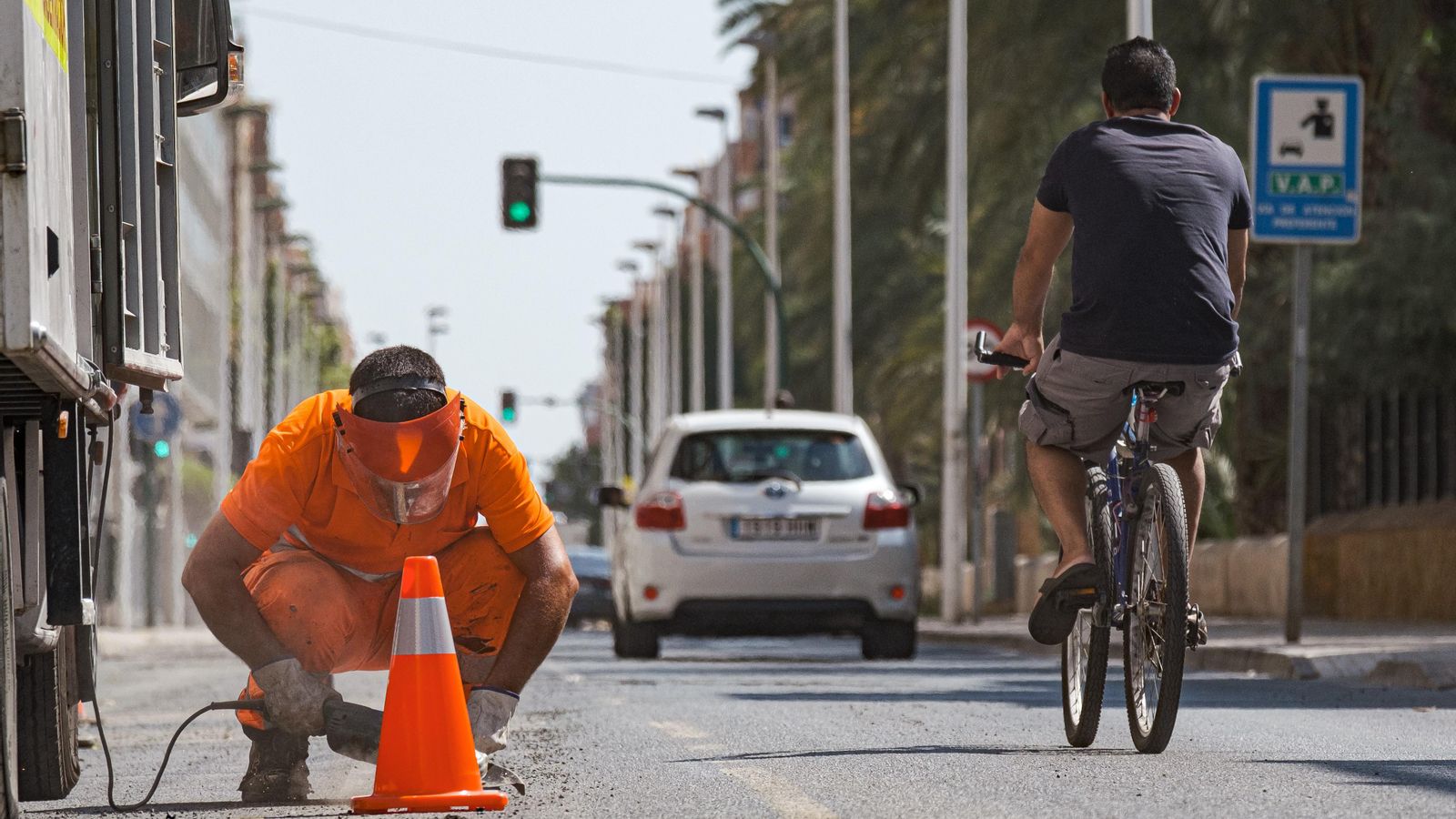 Elx retira el carril bici en alguns punts davant les crítiques de l'oposició