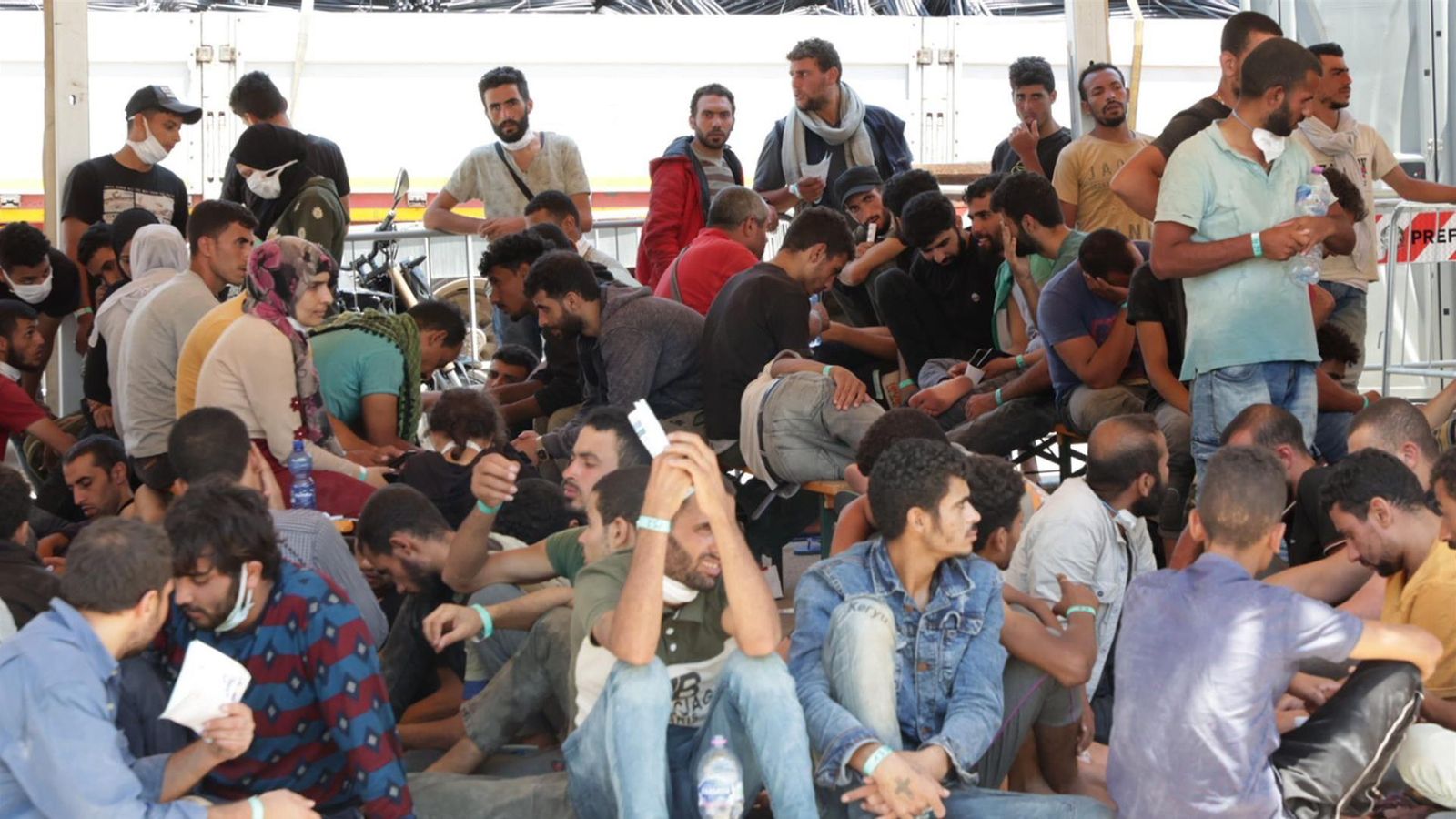 Migrants rescatats aquest diumenge al sud d'Itàlia