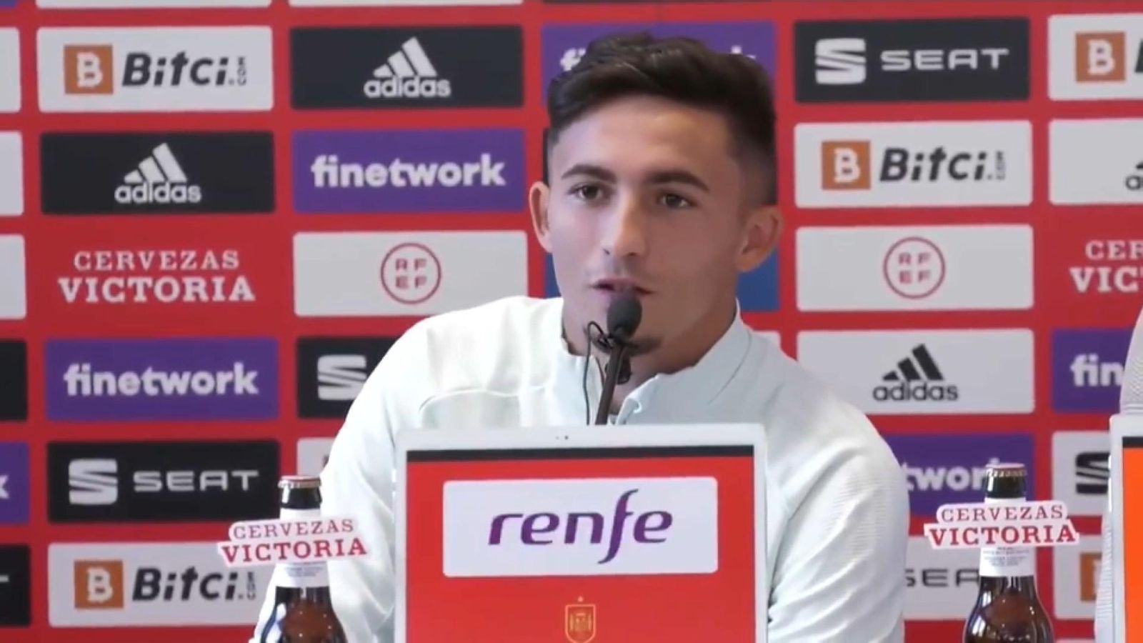 El jugador del Vila-real i de la selecció, Yéremy Pino