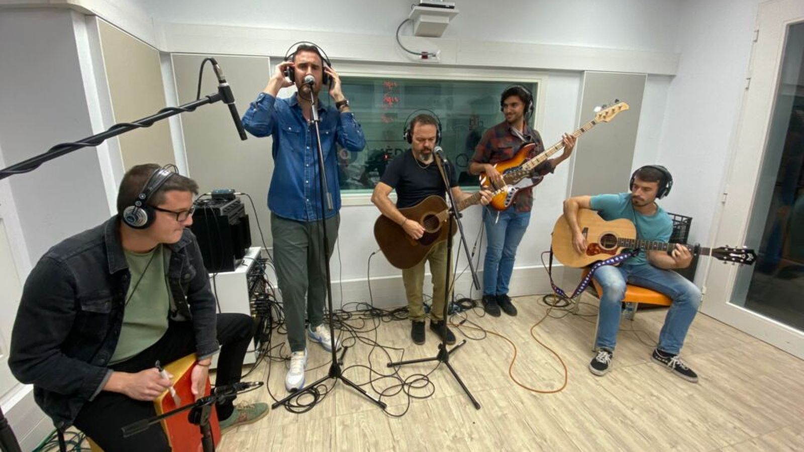 18.10.2022 | Diversos Sevas, Loco Club i “El gramòfon blau”