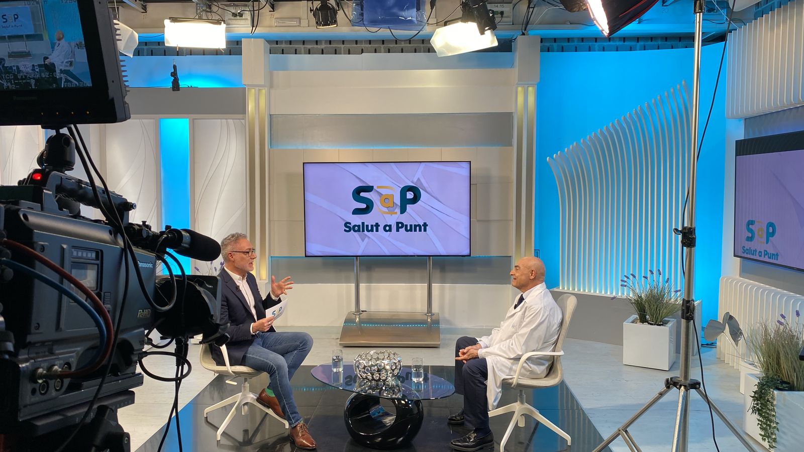 Josep Àngel Ponsoda entrevista José Serres, president de la Societat Espanyola de Medicina Antienvelliment