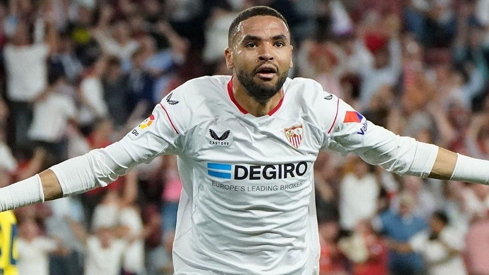 En Nesyri marca el gol de la victòria del Sevilla