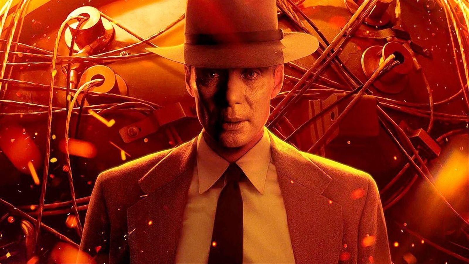 Pòster promocional d'"Oppenheimer', amb Cillian Murphy en la pell del físic estatunidenc