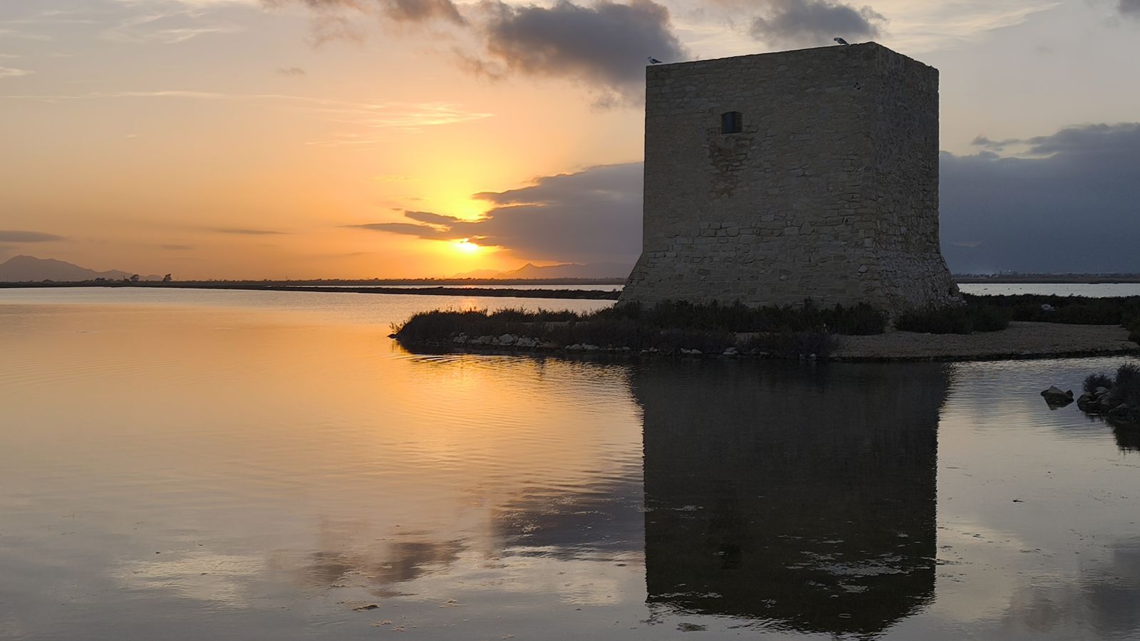 JOSÉ ISIDRO ONTENIENTE, Santa Pola, el Baix Vinalopó