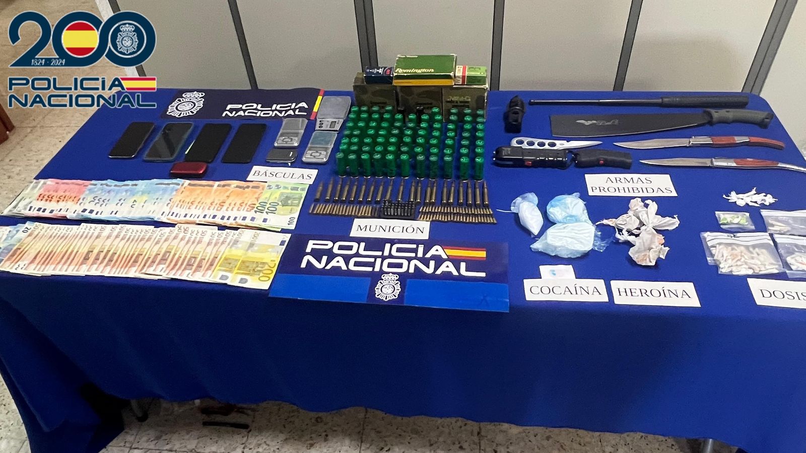 La Policia Nacional ha intervingut més de 80 grams d'heroïna, quasi 300 grams de cocaïna i altres estupefaents
