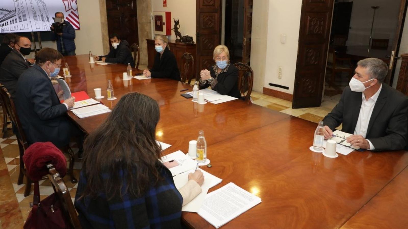 Imatge de la reunió interdepartamental d'aquest matí