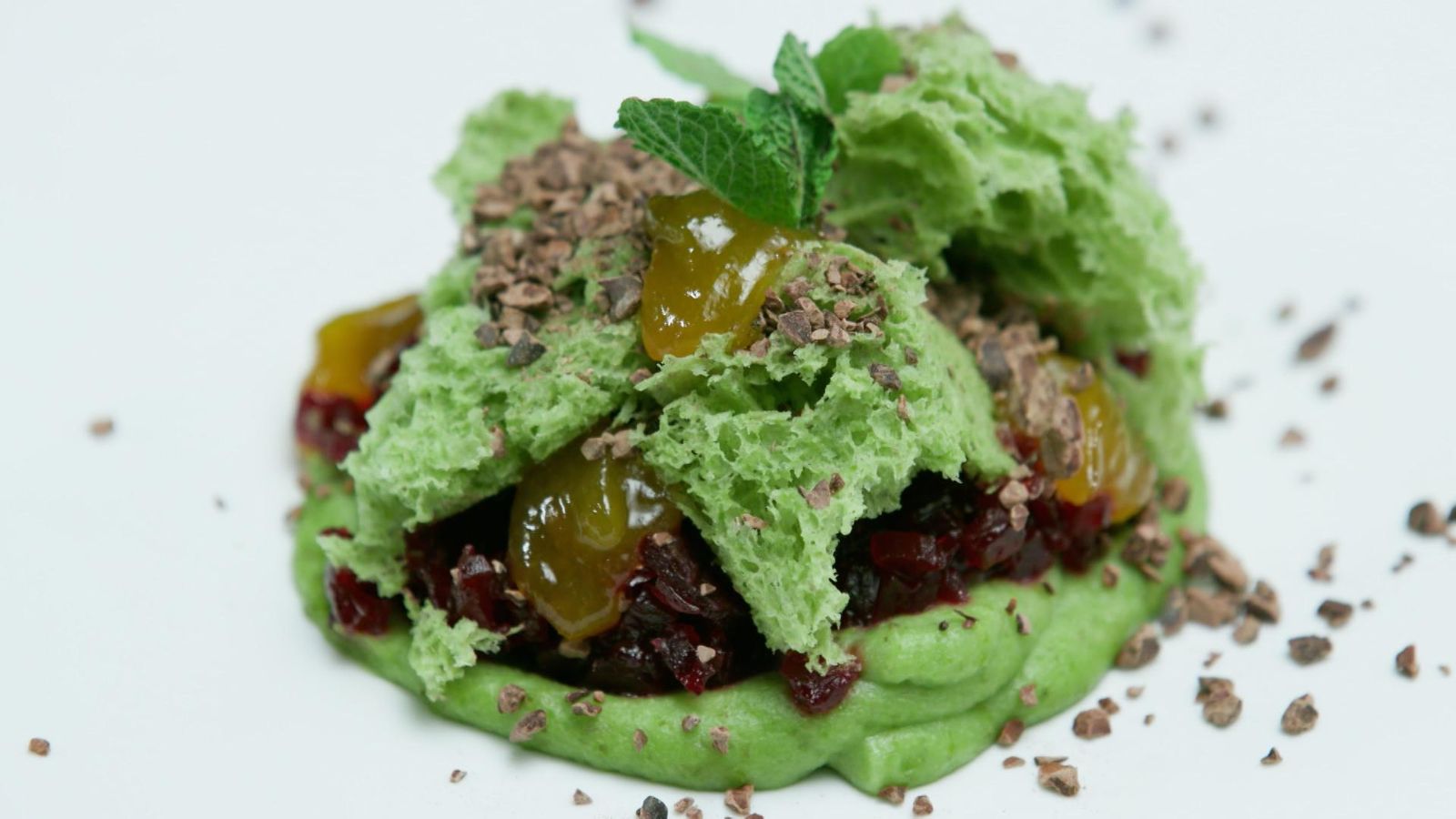 Crema de pistatxos amb remolatxa