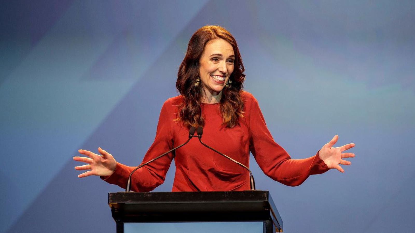 La primera ministra de Nova Zelanda, Jacinda Ardern, ja ha declarat la victòria