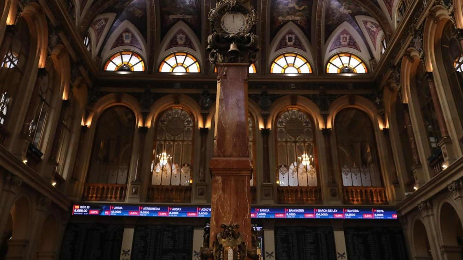 Interior de l'edifici de la Borsa de Madrid